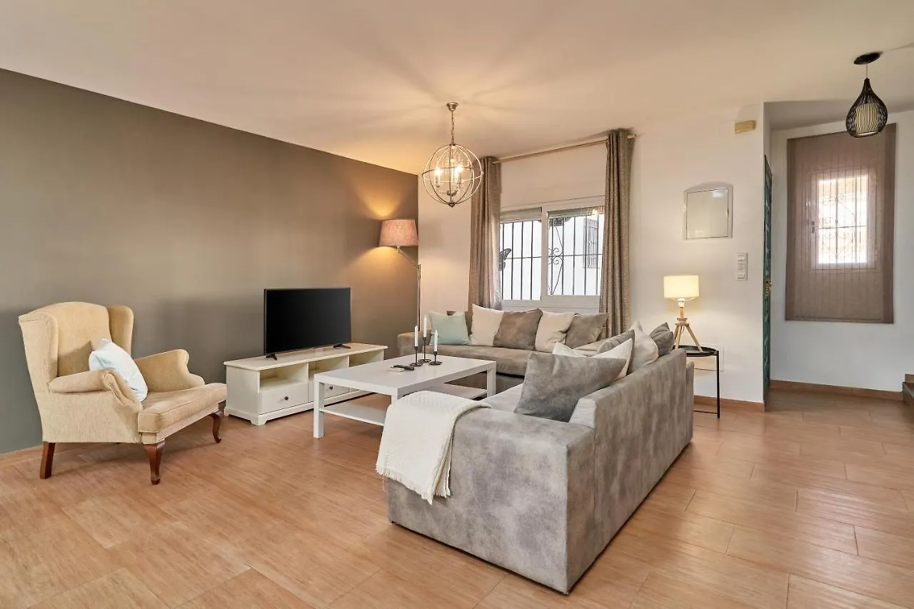 Villa Almijarahouse à Nerja